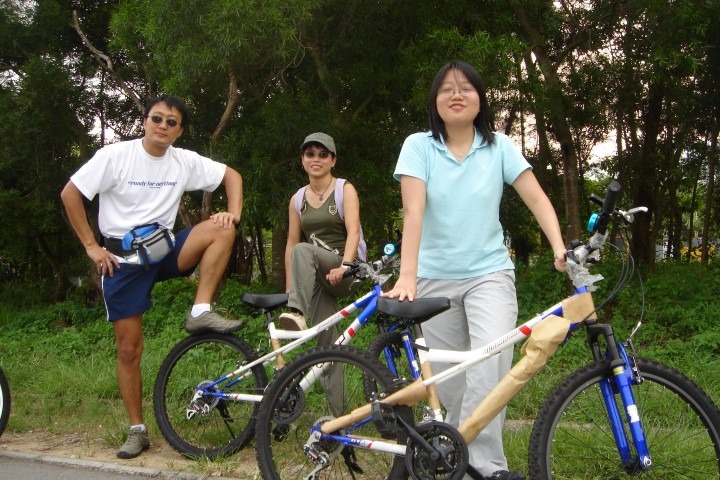 Photo accompanying LIU Tongzhou, Tony (2009)